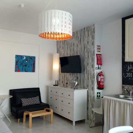 In Bed With Lisbon 8N Amadora Exterior photo